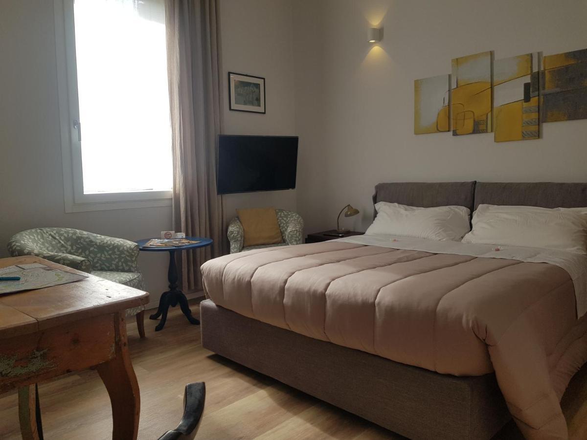 Nuova Porta Dei Musicisti - Locazione Turistica Hotel Верона Екстериор снимка